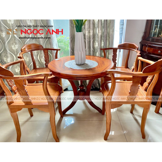 Bộ Salon bàn trà  4 ghế đẹp, gỗ Gõ đỏ với công nét đục thủ khéo léo của các nghệ nhân
