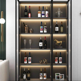 Tủ kính trưng bày giúp trưng bày và lưu trữ rượu trong phòng khách, Model: TR-M56SU